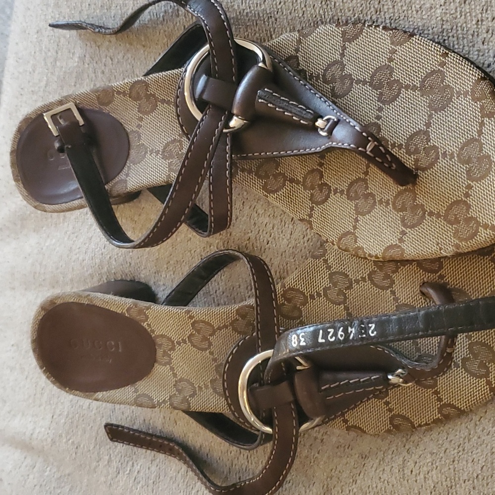 Gucci  flash sale $225 - Picture 3 of 8